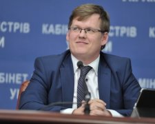 Розенко задекларировал подарок матери