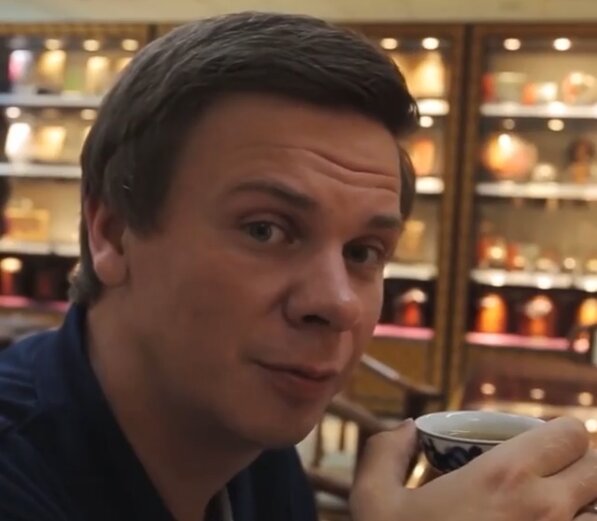 Комаров поделился впечатлениями от чая за 10 000 долларов: "С третьего глотка"