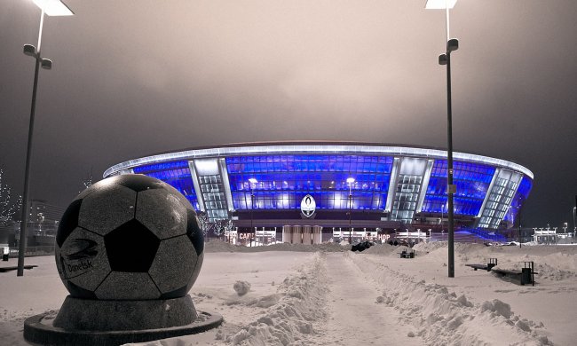 У мережі показали фото новорічної Донбас Арени: снігова пустеля