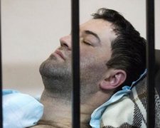 Головне за ніч: покарання Насірова та лялька Путіна