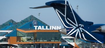 Естонець "замінував" український літак