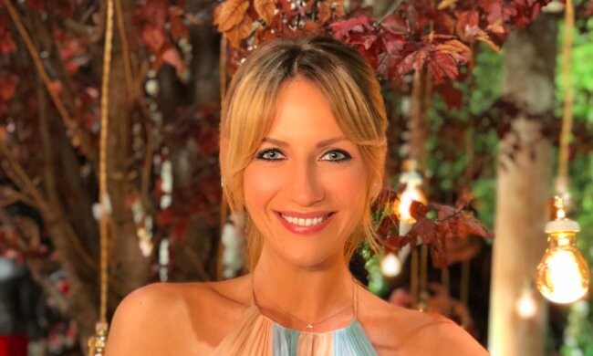 Никитюк засветила грудь на красной дорожке: Зибров, Остапчук, Андре Тан, KAZKA на премьере "LeМаршрутка"