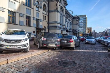 Штрафовать надо не евробляхеров: слуг народа проверили на знание правил, чуда не произошло
