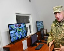 В Калиновке вновь раздаются взрывы: военные утверждают, что "все по плану"