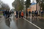 На Буковине жители села перекрыли дорогу из-за отключения газа, фото с фейсбук