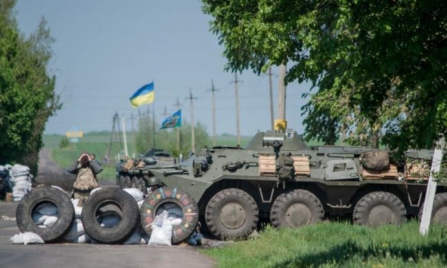 Донецькі чиновники запропонували скасувати спецперепустки в "ДНР"