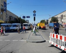 Ледь не рознесло голову: запорізькі маршрутники влаштували городянам ігри на виживання