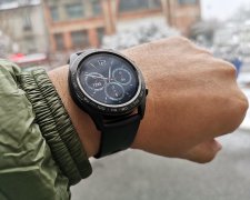 HONOR Watch Magic появились в Украине: топовые смарт-часы для активного отдыха