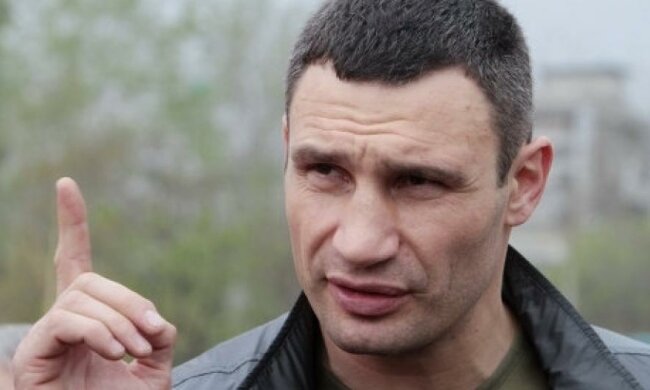 У Києві перевірять усі аварійні будинки за наказом мера