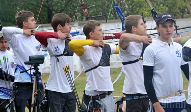 Во Львове стартовали Международные соревнования по стрельбе из лука (фото)