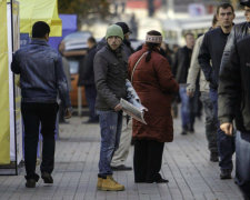 Чим  "годували" українців перед виборами: добірка, яка змусить поринути в минуле