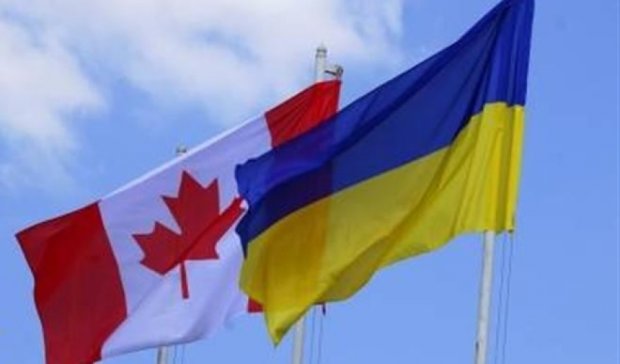 Канада хочет отменить краткосрочные визы украинцам
