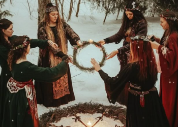 Зимове сонцестояння, ритуали, зображення з вільних джерел