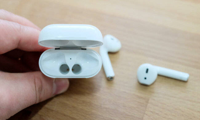 AirPods