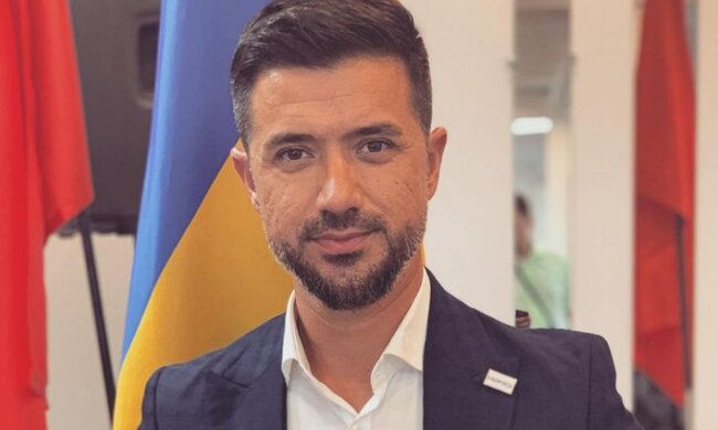 Колишній Ані Лорак Мурат підказав, як підкорити норовливу Кароліну: "Ніколи не..."