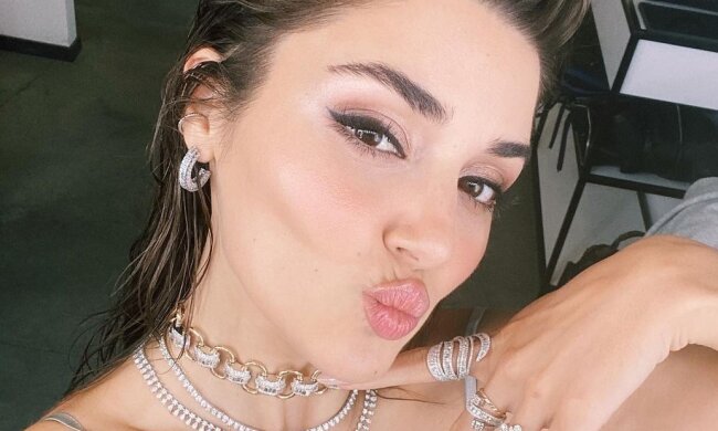 Ханде Эрчел, фото: Instagram