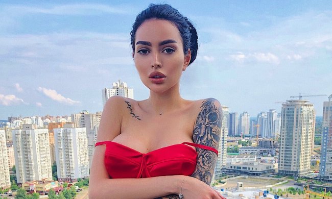 Алена Омович