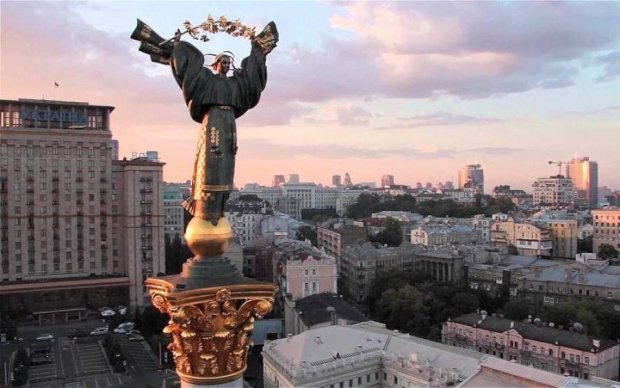 Красоту киевских улиц показали со всех сторон