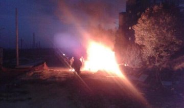 У Львові сміття спалюють прямо на вулицях