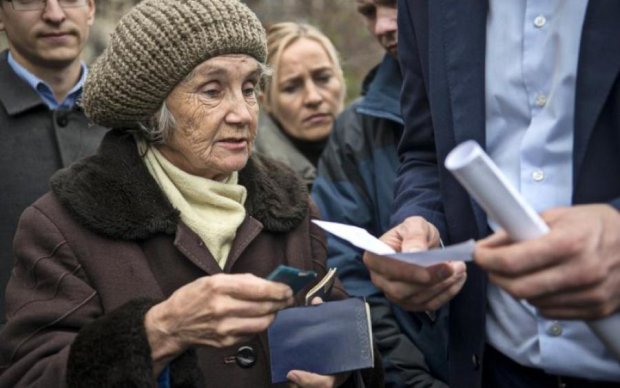 Начало конца? Украинцам объяснили задержку пенсий