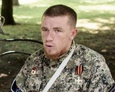 На Горловку! Бывшего Моторолы заметили в окопах ВСУ