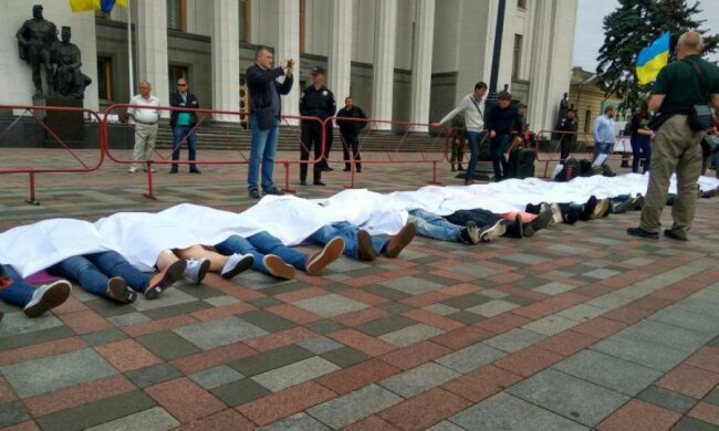 Час смерті: депутатам показали результати їх роботи