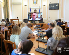 Мэр Тернополя Надал подмял под себя предпринимателей и пошел войной на Зеленского: "Нет красной зоне"