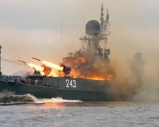 Шесть военных кораблей России устроили стрельбище в Средиземном море