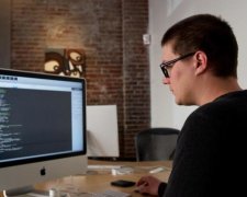Компанія Google змінила алгоритми пошуку, але не для всіх