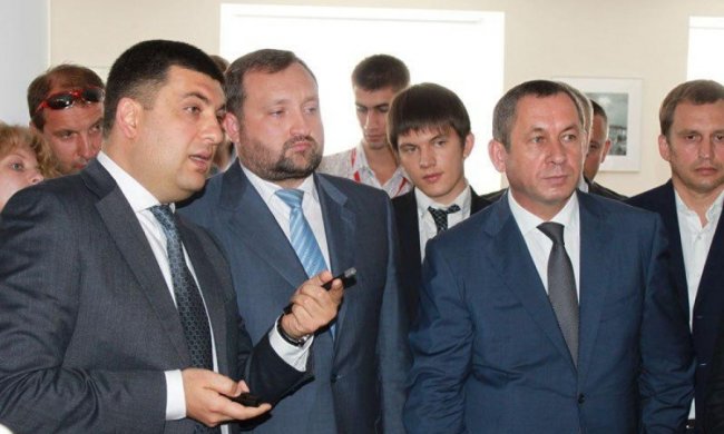 Главное за ночь: сарказм Гройсмана и деньги Арбузова