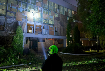 Наслідки удару в Голосіївському районі Києва