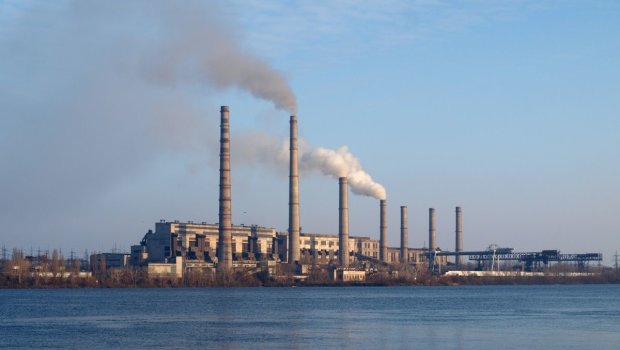 Над Дніпром повис чорний дим, на ТЕС діється недобре: Чорнобиль перед очима
