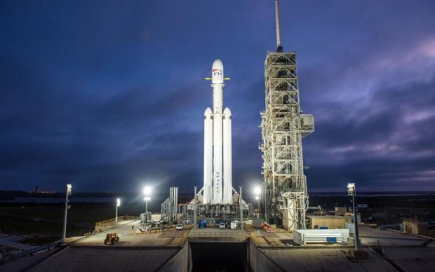 Міць і швидкість: Маск запустив ракету з космічним Wi-Fi