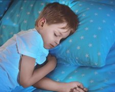 Спляча дитина налякала матір до напівсмерті