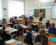 Батьків довели до сказу експерименти депутатів над школярами