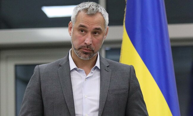 Начал Новый год с зачистки: Рябошапка внезапно уволил главного военного прокурора