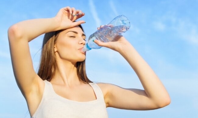 Врачи рассказали, как в жару избежать тромбоза