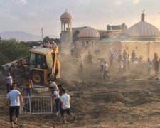Узбецькі ЗМІ вперто хоронять Карімова