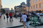Люди на вулиці, фото: Знай.ua