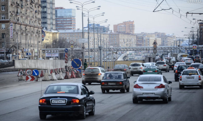"Мавпа з гранатою": дніпровська автоледі підтвердила популярний жарт одним відео