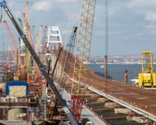 Маріонетки назвали дату відкриття путінського мосту