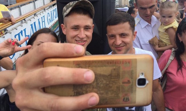 Владимир Зеленский в зоне АТО