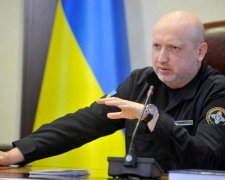 Іскандери готові: Турчинов попередив Європу про "путінський удар"
