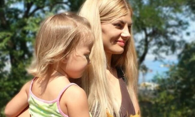 Найкрасивіша українка-коп попередила про невиліковну хворобу: "Заразила все оточення"