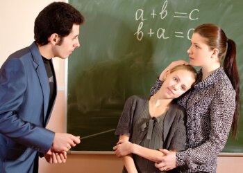Вчитель і батьки. Фото з відкритих джерел