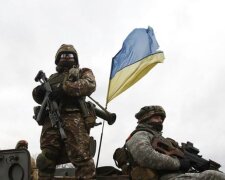 Українські військові