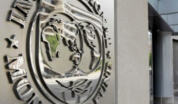 МВФ виділив Україні черговий мільярдний транш