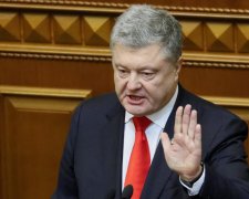 Романенко назвал все минусы политики Порошенко: ничего, кроме с*ача не принес