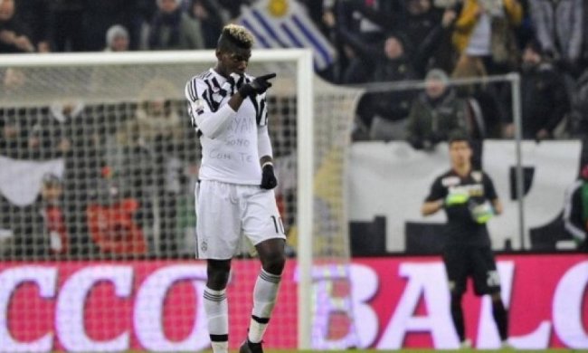 Футболіст присвятив гол вболівальнику хворому на рак (відео)