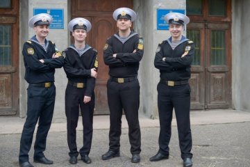 "Ви не ресурс армії. Ви - її цінність" - як живуть кримські курсанти, які заспівали три роки тому Гімн України 